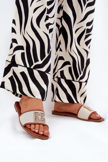 Estilo elegante Chinelos femininos com enfeites com salto largo cor marrom Lovehia