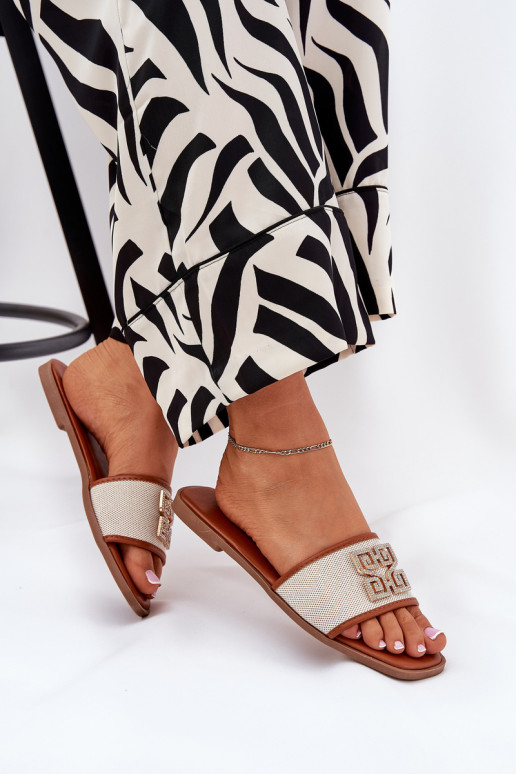 Estilo elegante Chinelos femininos com enfeites com salto largo cor marrom Lovehia