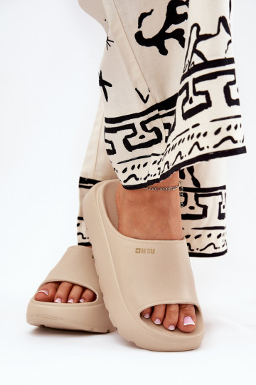 Chinelos leves Chinelos femininos com uma plataforma Big Star RR274A569 bege