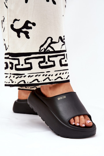 Chinelos leves Chinelos femininos com uma plataforma Big Star RR274A567 cor preta 2