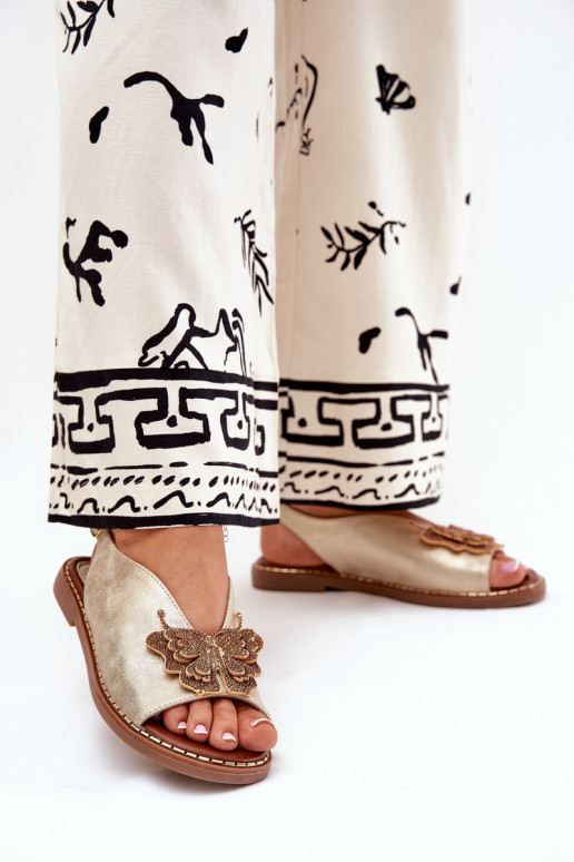 Sandálias femininas com salto largo com enfeites cor dourada Setorina Sandálias femininas com salto largo com enfeites cor dourada Setorina