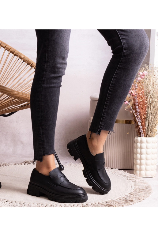 Sapatos pretos de eco couro Kirna