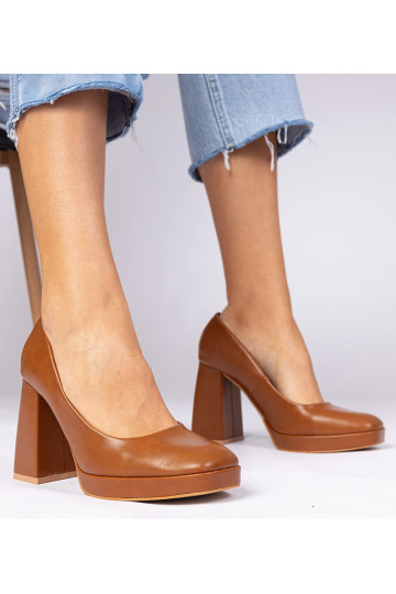 Sapatos Marrons de Salto...