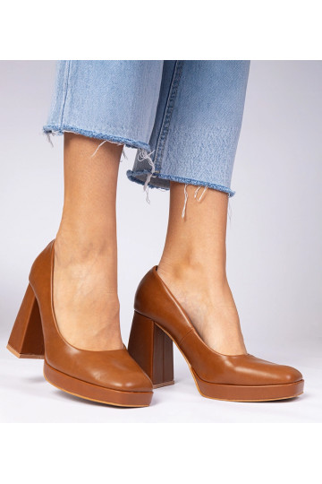 Sapatos Marrons de Salto... 2