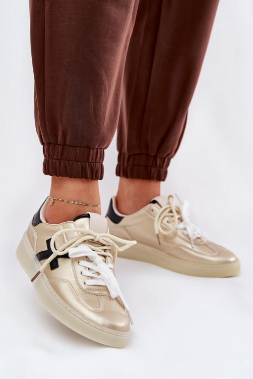 Baixo tênis Feminino cor dourada Zelevelis