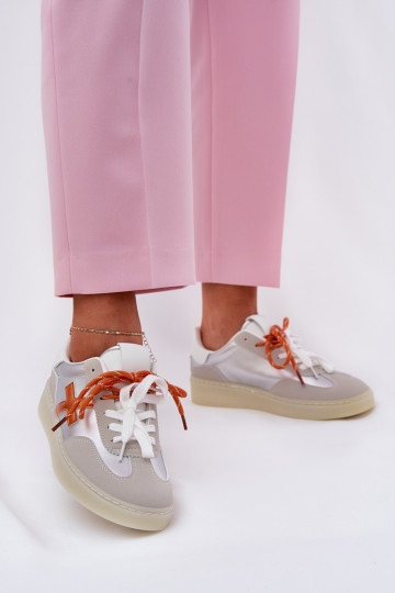 Baixo tênis Feminino cor prata Zelevelis