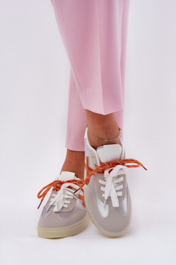 Baixo tênis Feminino cor prata Zelevelis 2