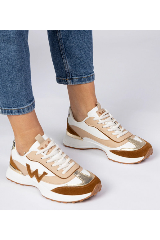 Tênis femininos brancos e marrons com...