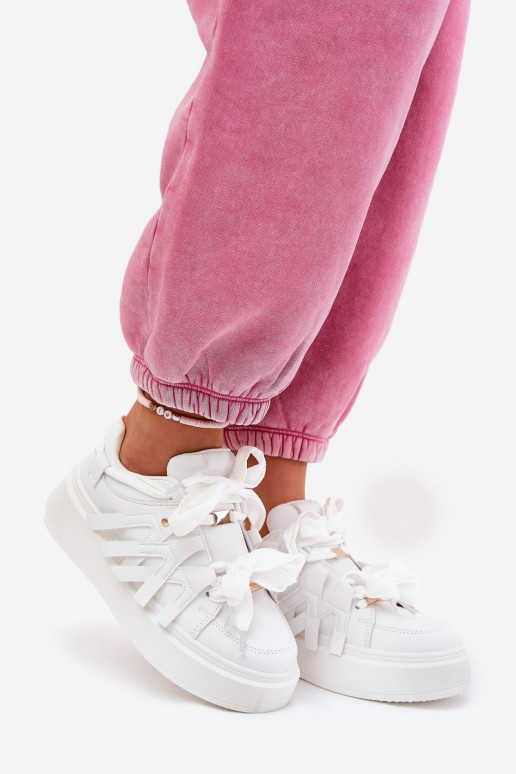 Eko Pele À modalo de tênis com uma plataforma cor branca Penolle Eko Pele À modalo de tênis com uma plataforma cor branca Penolle