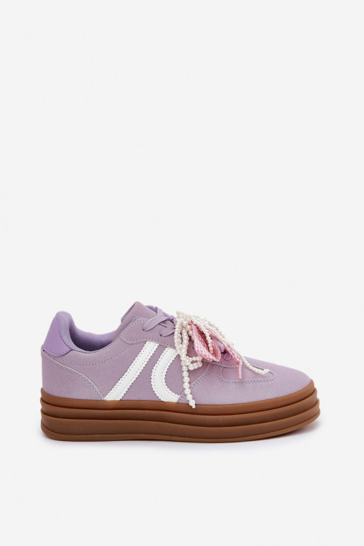 À modalo de tênis Feminino com uma plataforma com lindos detalhes Cor violeta Vinness À modalo de tênis Feminino com uma plataforma com lindos detalhes Cor violeta Vinness