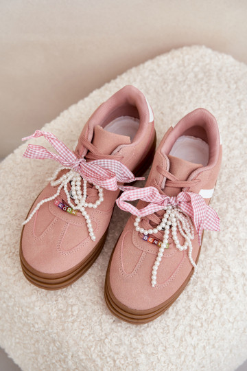 Tênis modelo batai feminino com plataforma e detalhes bonitos na cor rosa Vinness