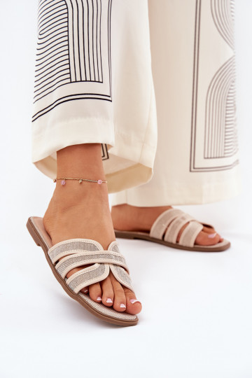 Chinelo modelo clássico feminino flat na cor areia Scazze