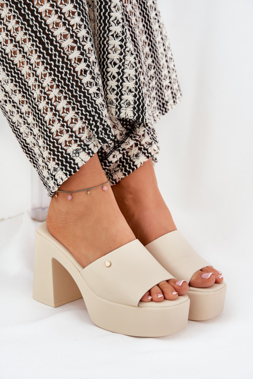 Feminino Chinelos de couro ecológico com salto e plataforma cor de marfim Tamirella