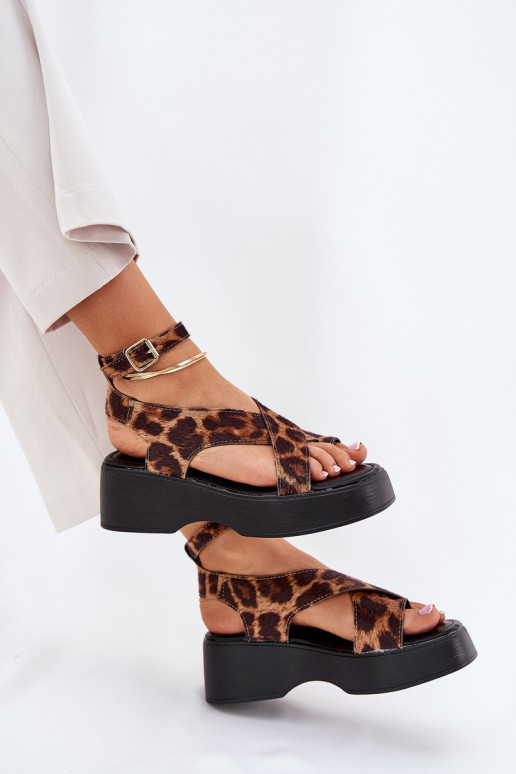 Sandálias femininas com uma plataforma I Koturnie com padrões de pele de leopardo cor marrom Tenzorus Sandálias femininas com uma plataforma I Koturnie com padrões de pele de leopardo cor marrom Tenzorus