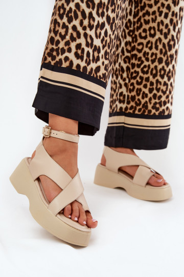 Sandálias femininas com uma plataforma I Koturnie Eko Pele bege Tenzorus