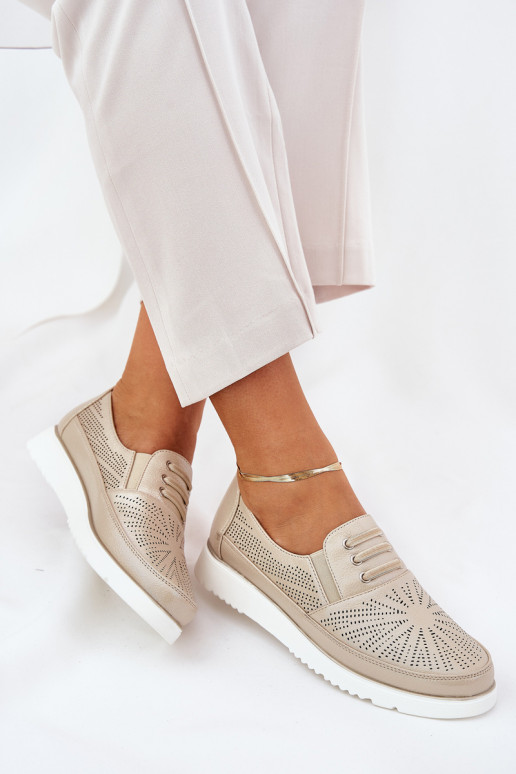 sapato Feminino Um modelo atraente com elementos abertos cor dourada Azethia