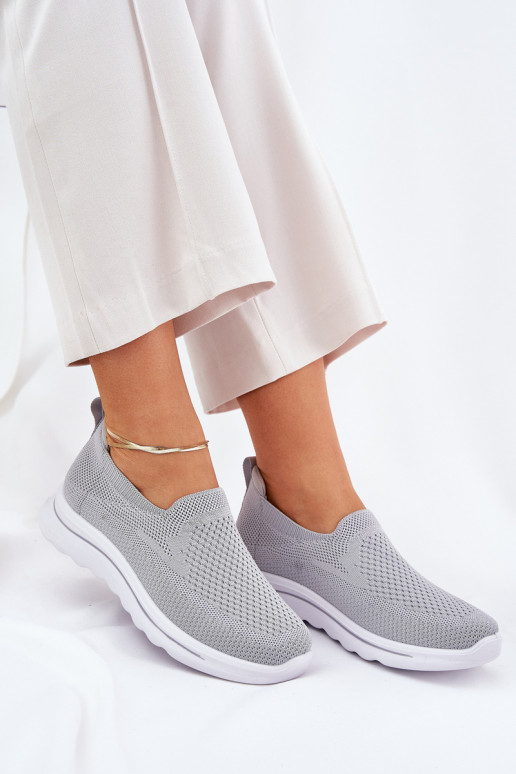 Feminino Tênis  Um modelo atraente cor cinza Adiora Feminino Tênis  Um modelo atraente cor cinza Adiora