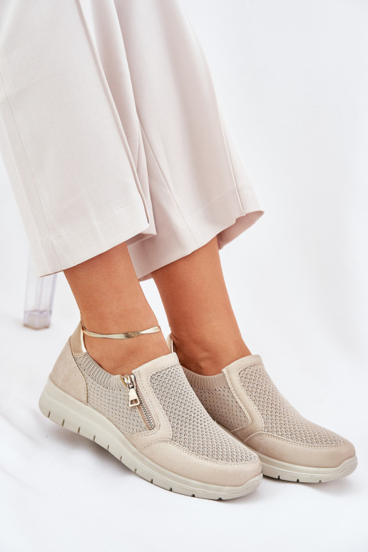 sapato Feminino com uma plataforma com zíperes cor dourada Leanae