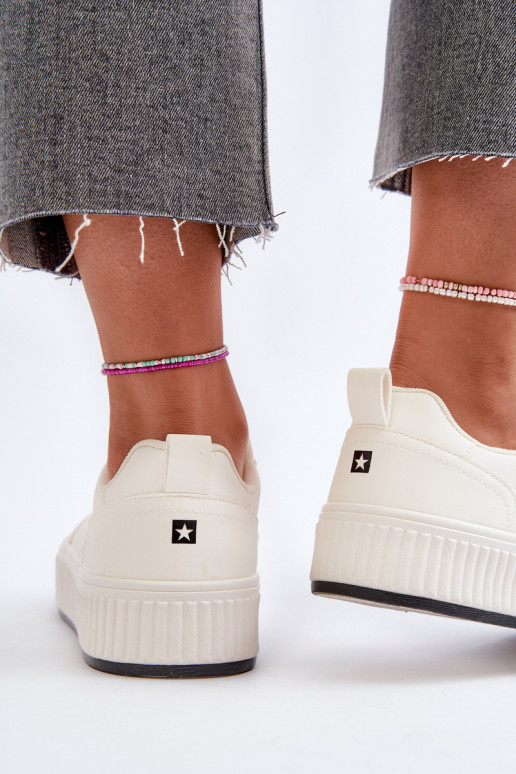 À modalo de tênis Feminino com uma plataforma Big Star NN274254 cor branca À modalo de tênis Feminino com uma plataforma Big Star NN274254 cor branca