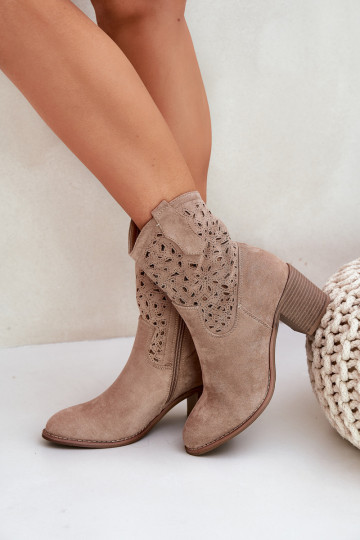 Botinhas recortadas estilo cowboy femininas com salto S.Barski HY51-125 na cor areia