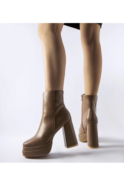 Botins marrons com salto alto Ashwood